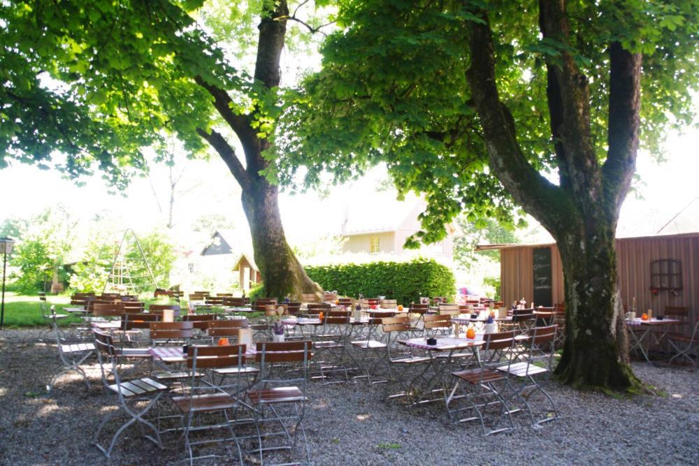 Hotel Gasthof Zur Post Wolfegg Exterior foto