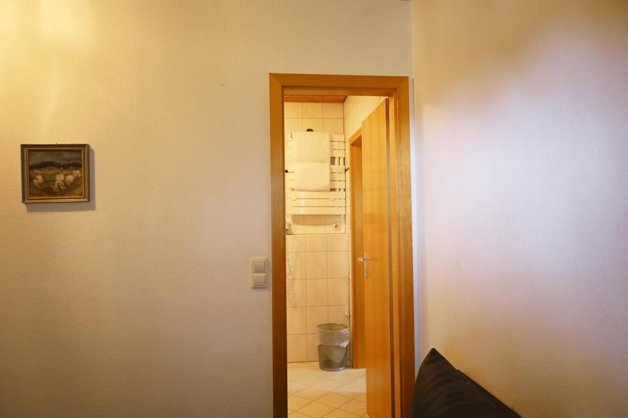 Hotel Gasthof Zur Post Wolfegg Exterior foto